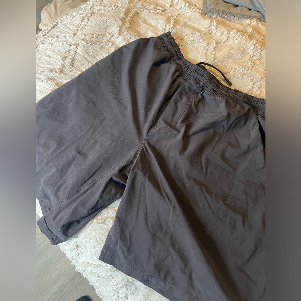 Men’s Lululemon Pacebreaker Linerless Shorts Sz XL